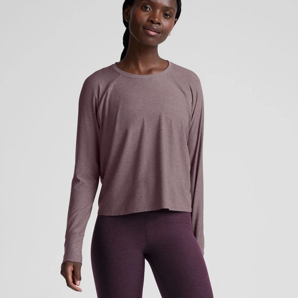 Beyond Yoga Featherweight Daydreamer Pullover Long Sleeve Top - Picture 3 of 15